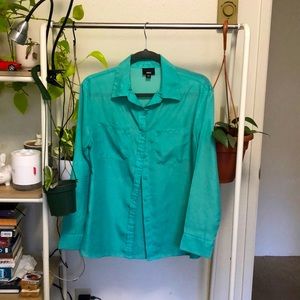 Blue/Green button up top. XSMALL